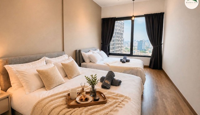 Spacious Modern Suite for 7 Guests