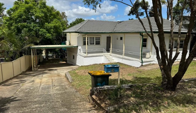 Spacious two-bedroom family house in Seven Hills