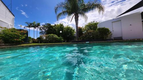 Spinnaker Waters - Entire 2 Bedroom Apartment at Sandstone Point in Sandstone Point
