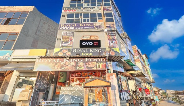 SPOT ON Royal King Guest House