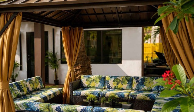 Spring break vacation Villa in Hollywood