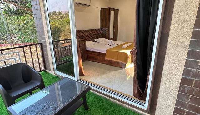 Spring Nature Stay