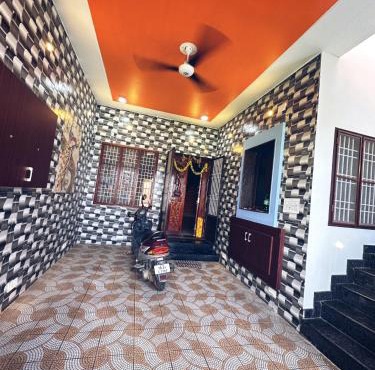 SS Hall Stay