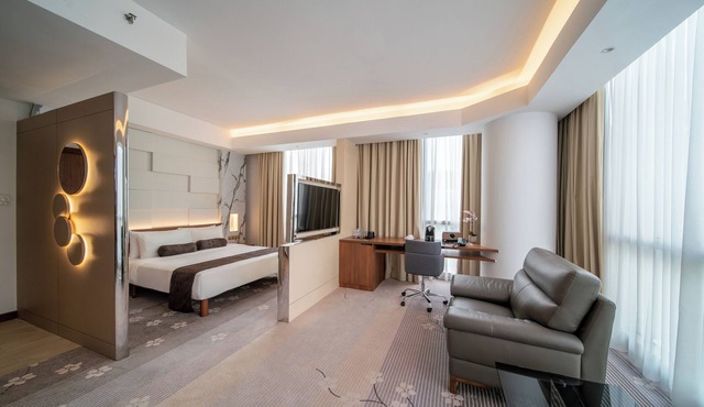 St. Giles Boulevard Hotel