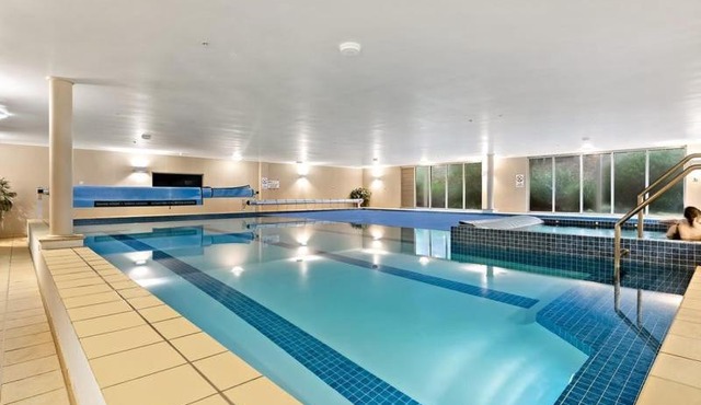 Star on Main with a Pool in Lower Plenty