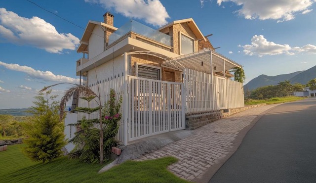 Stay Blessed Luxury 3BHK Villa Kotabagh near Jim Corbett
