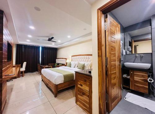 Stay With Shubham Hills View