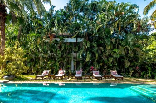 Staymaster Bharini 2BR Jet & Swimming Pools & Spa