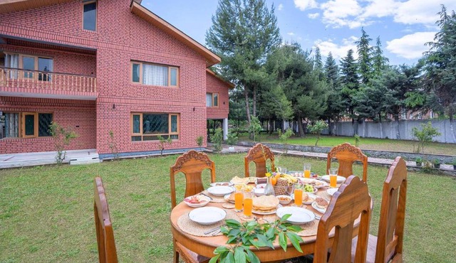StayVista at Pinewood Villa near Srinagar Airport