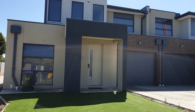 stone throw from Laverton station unit 2.