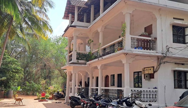 Studio Arambol Hideaway R4 by Mukund Sadan Arambol