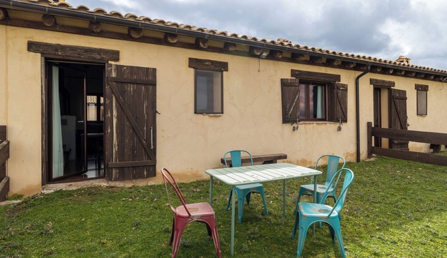 Studio 'Vaca' with Mountain View and Private Garden in Rosuero