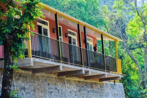 Sukra Appalaya Valley View Guest House
