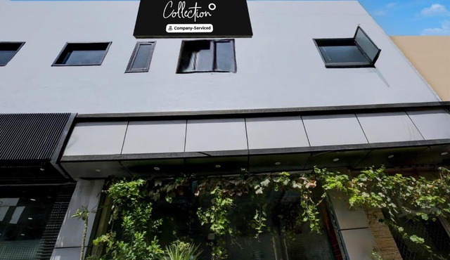 Super Collection O by OYO Ishwar Nagar Near Golden Temple Formerly Chahal Residency