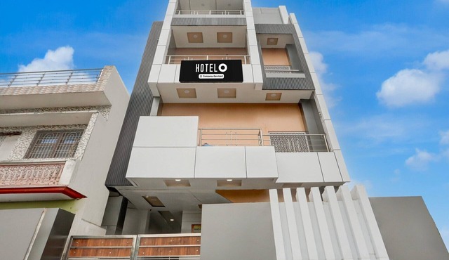 Super Hotel O Bareilly