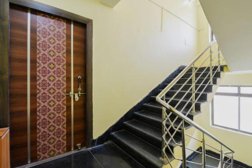 Super Hotel O Janki Path Lekha Nagar formerly Maya Palace