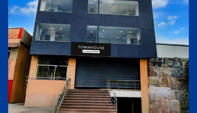 Super Townhouse Cherlapally Bus Terminal Formerly Hotel Chakripuram