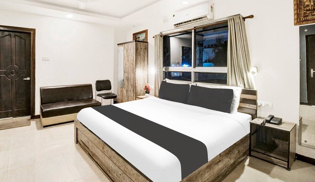 Super Townhouse Hatigaon