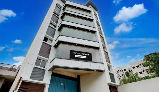 Super Townhouse Oak AIIMS Walmi Govindpur