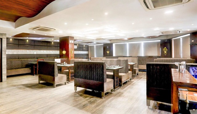Super Townhouse Prahladnagar