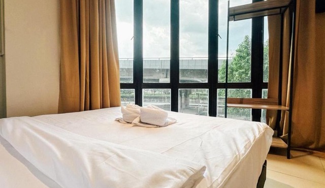 Swing & Pillows - Sentul Jalan Ipoh Kuala Lumpur