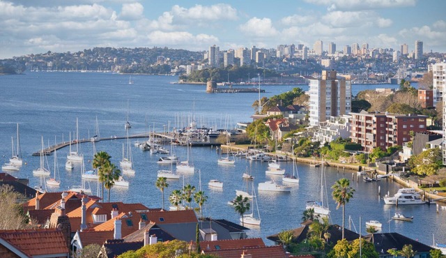 Sydney Harbour Bridge View Apartment