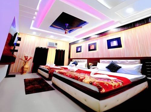 Taj Square A luxurious homestay