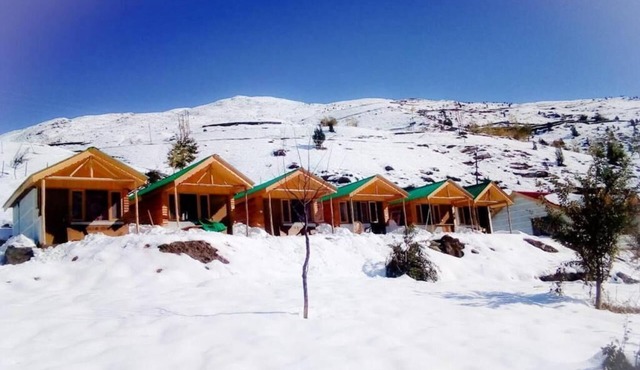 Tandi Sarai Huts
