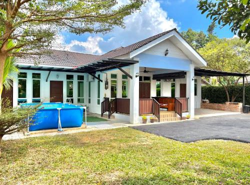 Tepak Nusuk Private Pool Homestay 5 Bedrooms 4 Bathrooms