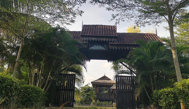 Teratak Nek Piah