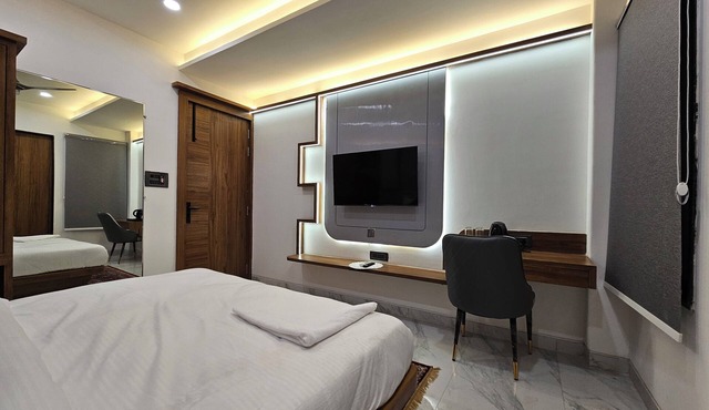 The Blu Pearl