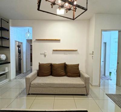 The Borneo Suite, 5 mins to Airport, 6-10 Guests , 2 Car Parks