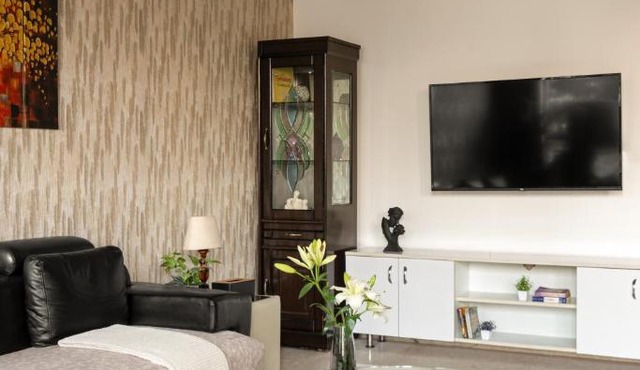 The City Haven by The Blue Kite - 3BHK New Delhi luxury apartment closest to NFC Community centre