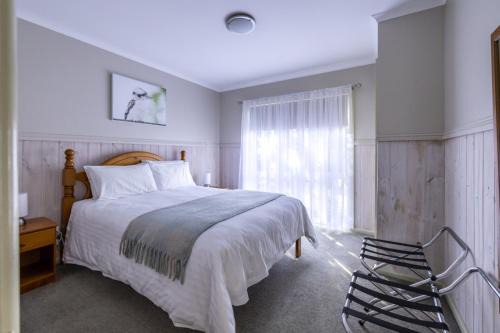 The Crays Accommodation in Strahan