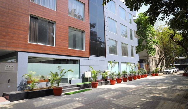 The Empire Rooms & Boutique Near Cyber City Gurgaon