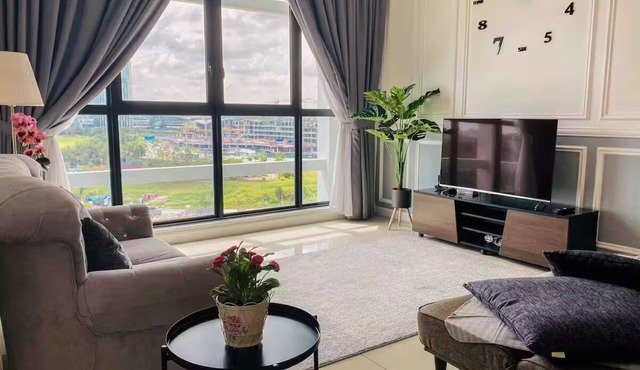 The Icon @ Conezion IOI City Mall Putrajaya, Golf View 3BR