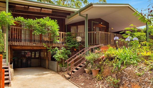 The Lilli Pad- A Tranquil Garden Stay