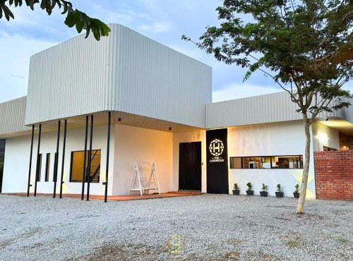 The Luxurious 1256, Forest Flow Villa