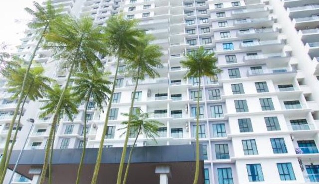 The Platino Paradigm Mall by Stayrene