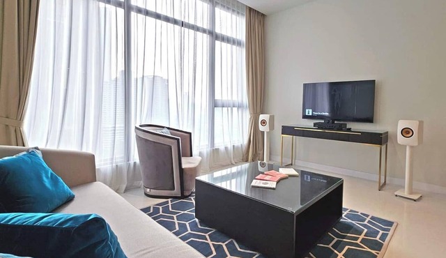 The Ritz of Airbnb: La Gente Embassy near KLCC 2BR