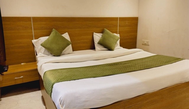 THE ROYAL CARGO RESORT