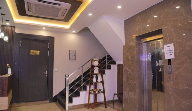 The Royal Casa Hotel And Banquet