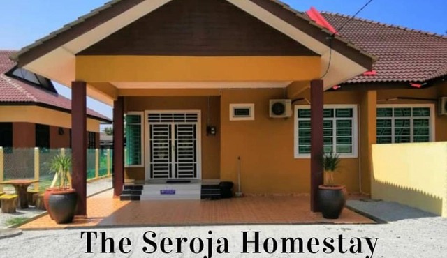 The Seroja Homestay Gong Badak