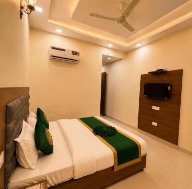 The Wood Luck Resort Zirakpur Chandigarh - Sidham Group of Hotels