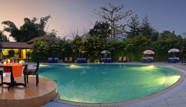 Tiger's Den Resort Bandhavgarh