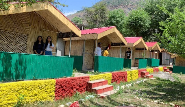 Tirthan Village Huts