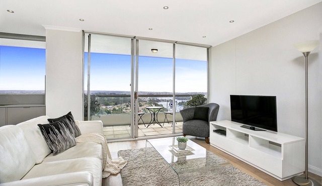 Top Floor Penthouse Apartment Cremorne -SUTH2