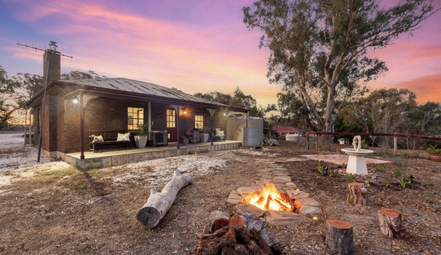 'Torrelunga Country Cottage' in Mount Pleasant