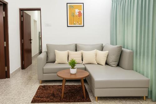 Tourist Friendly-1BHK BirlaMandir