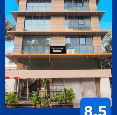 Townhouse Oak Hadapsar Sahyadri Hospital